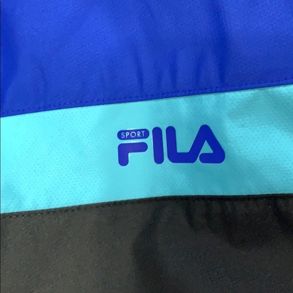 NWOT windbreaker - Picture 4 of 7